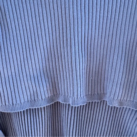 Aritzia Babaton sculpt knit long sleeve top, tie back size medium - Picture 6 of 6